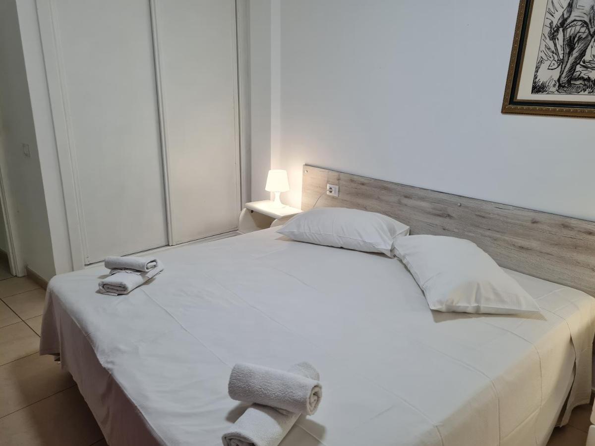 Habitaciones Nathaly Armenime Extérieur photo